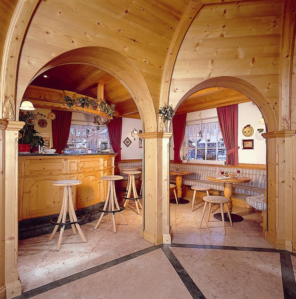 Hotel Garni Soreie Поца ди Фаса Екстериор снимка