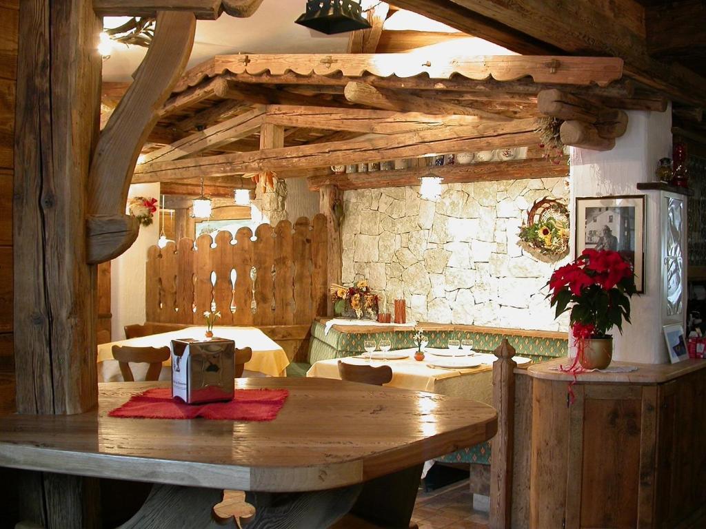 Hotel Garni Soreie Поца ди Фаса Екстериор снимка